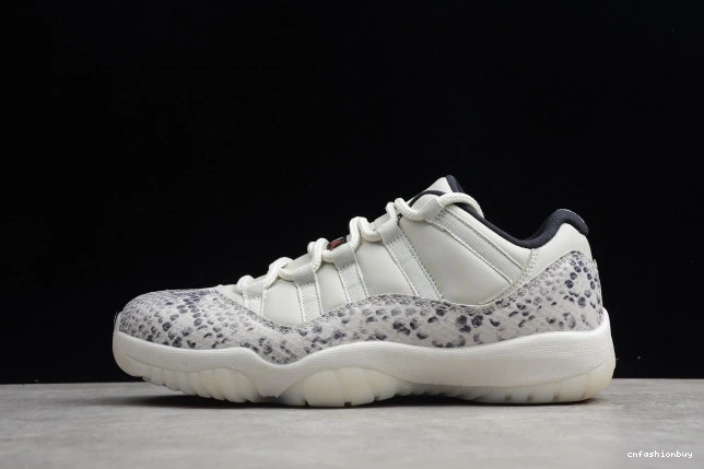 Jordan Light Bone Low CD6846-002 SE Snake 11 Air 0913